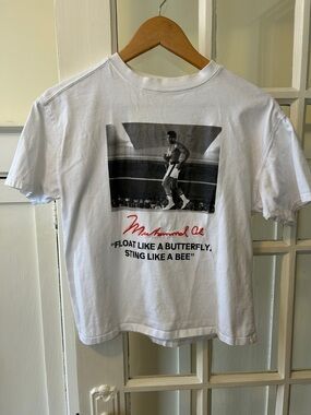 White Graphic Muhammad Ali Boxing Quote Tee, float like a butterfly